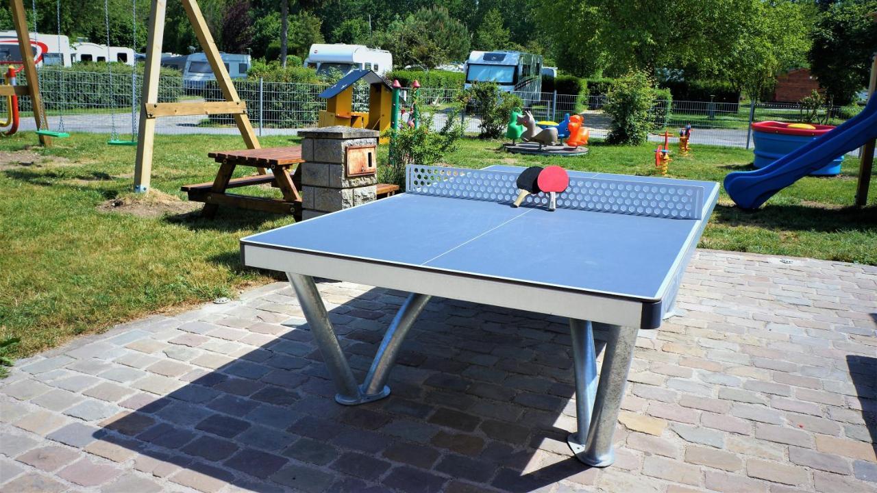 Camping Paris Beau Village Villiers-sur-Orge Экстерьер фото